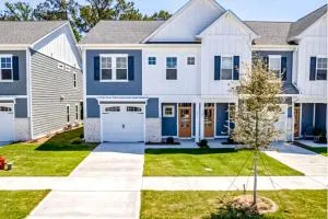 The Gough Coast - Steep Pines Fork