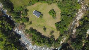 Hermosa Casa frente al Río