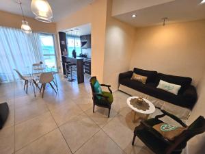 Hermoso 2 ambientes en la costa con vista al mar