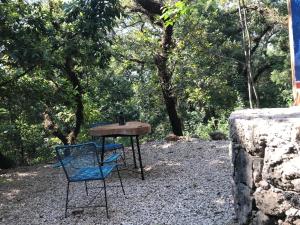 La Cabaña Amarilla al fondo del bosque de Tepoztlán