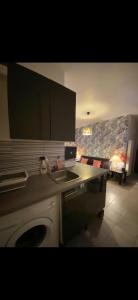 Belle appartement chaleureux à 2 mn à pied du tramway.