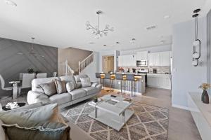 4142 Windsor Island new fantastic 12 guests pool