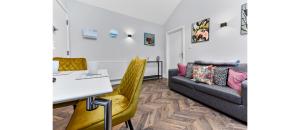 Cozy 1 BD Flat in London!