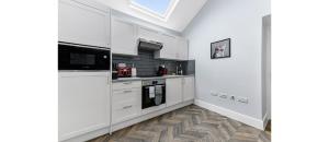 Newly Renovated 1BD Flat Perfect for Travellers