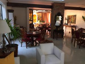 Casa Roces