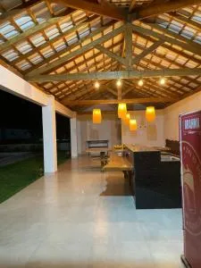 Casa em Guaratiba - Alcobaça