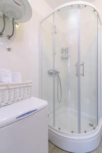 Family friendly apartments with a swimming pool Poljica, Trogir - 22079