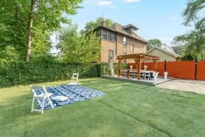 Cozy 4BR, 6 beds, 12 guest Home near PHL, Eagles Field, UPENN, Fast Wi-Fi, King Bed, Parking - Drexel Hill