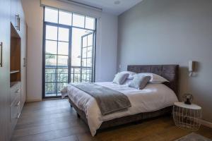 Mumbai Beautiful Studio