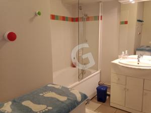 Appartements Appartement La Tranche-sur-Mer, 3 pieces, 5 personnes - FR-1-357-316 : photos des chambres