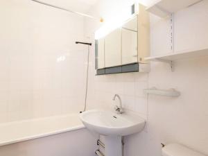 Appartements Studio 4 pers, 50m navette pistes, commerces proches - FR-1-695-49 : photos des chambres