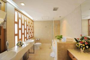 The Royal Paradise Hotel & Spa