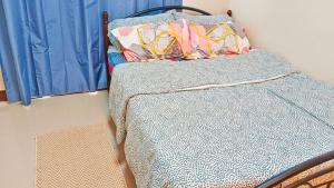 Private studio unit with balcony near the beaches