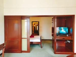 Suites at TimesSquare by Plush