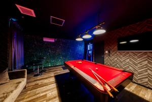 HOTEL ARTIA DINOSAUR MACHIDA -Adult Only