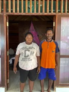 Dolphin Homestay - Saonek