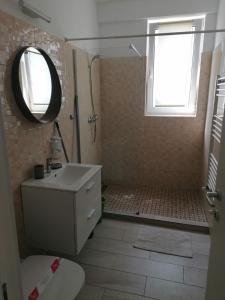 Apartamentul Turcoaz