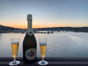 HOUSE BOAT OLIVA - Floating House