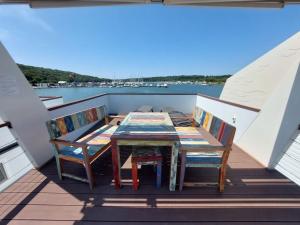 HOUSE BOAT OLIVA - Floating House