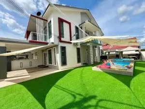 Lazic Homestay Melaka Private Pool - Kampong Tanjong Laboh