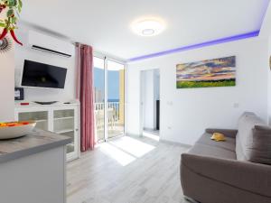 3D. Brand new flat in Playa Las Américas