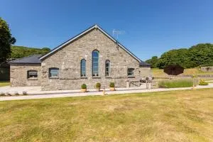 The Big Barn - Llanstephan