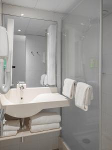 Hotels Novotel Paris Centre Tour Eiffel : photos des chambres