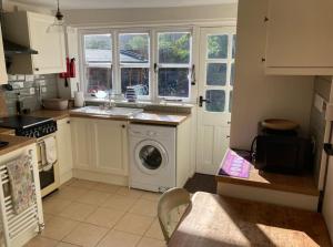 Lovely peaceful 2 bed cottage