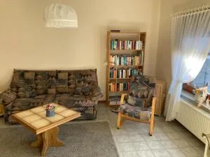 Orth Poststraße 8 EG - Orth