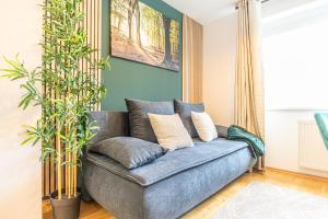 Charming 1BR, Steps from Reumannplatz U1