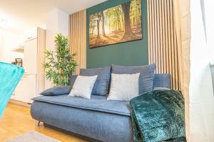 Charming 1BR, Steps from Reumannplatz U1