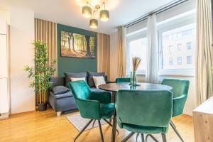Charming 1BR, Steps from Reumannplatz U1