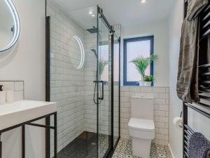 3 bed property in Holsworthy 90721