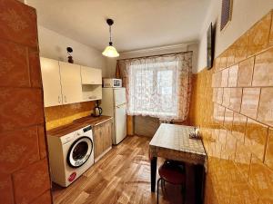 Трехкомнатные апартаменты в ЦЕНТРЕ! СОБОРНАЯ! ПАРКОВКА! 4 РАЗД МЕСТА!Мак Дональдс