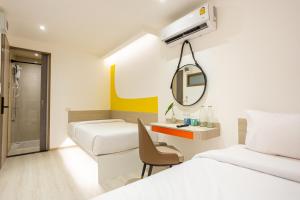 L MINITEL at Night Bazaar Chiangmai