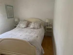 PLIM CIE 2 chambres, sde à l'étage - Soucieu-en-Jarrest