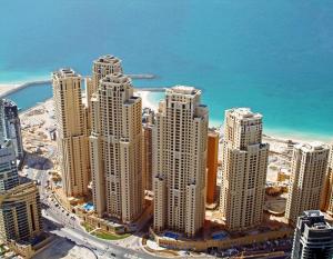 SHAMS 2 bedrooms apartment on JBR by HAPPY SEASON
