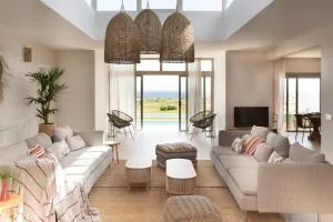 Ereza White Homes - La Guirra
