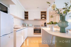 LUX The Downtown Zabeel View Suite 2
