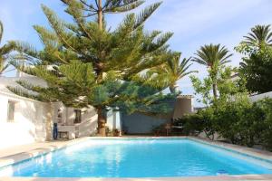 Llevantada - Casa en Poblenou del Delta con piscina privada y barbacoa
