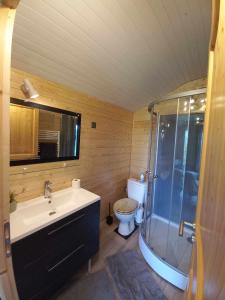 Chalets Le petit Chalet du MacQuart P.O.A. RANCH, 2 a 3 pers, : photos des chambres