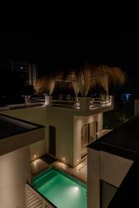 LA VIDA RETREAT
