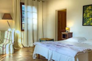 Maisons de vacances Mas de charme en pleine Camargue : photos des chambres