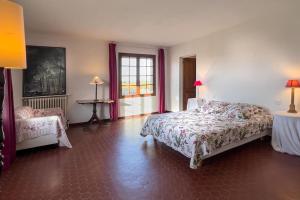 Maisons de vacances Mas de charme en pleine Camargue : photos des chambres