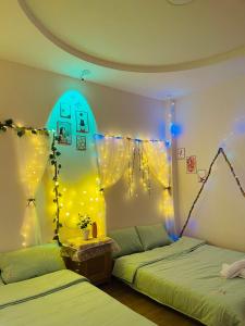 Phòng Đôi hoặc 2 giường đơn Lớn (Large Double or Twin Room)