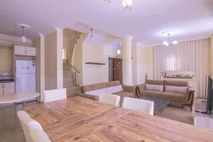 Fethiyede Denize Sıfır 10 Kişilik Villa Oyster 5