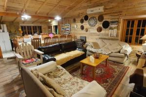 Casa familiar yumbel con opcion a tinaja