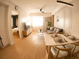 The Cabin Tagaytay City by John Morales