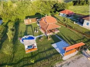 Family House Maksimović - Petnica