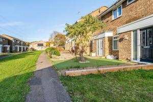 Comfy Stay Maidstone Free Parking and Wifi